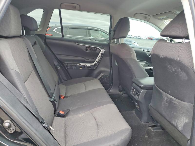 Продажа на аукционе авто 2019 Toyota Rav4, vin: 2T3BWRFV3KW006937, номер лота: 77743255