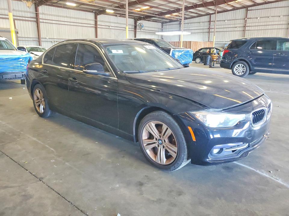 50983736 :رقم المزاد ، WBA8B9G33HNU56376 vin ، 2017 Bmw 330 مزاد بيع