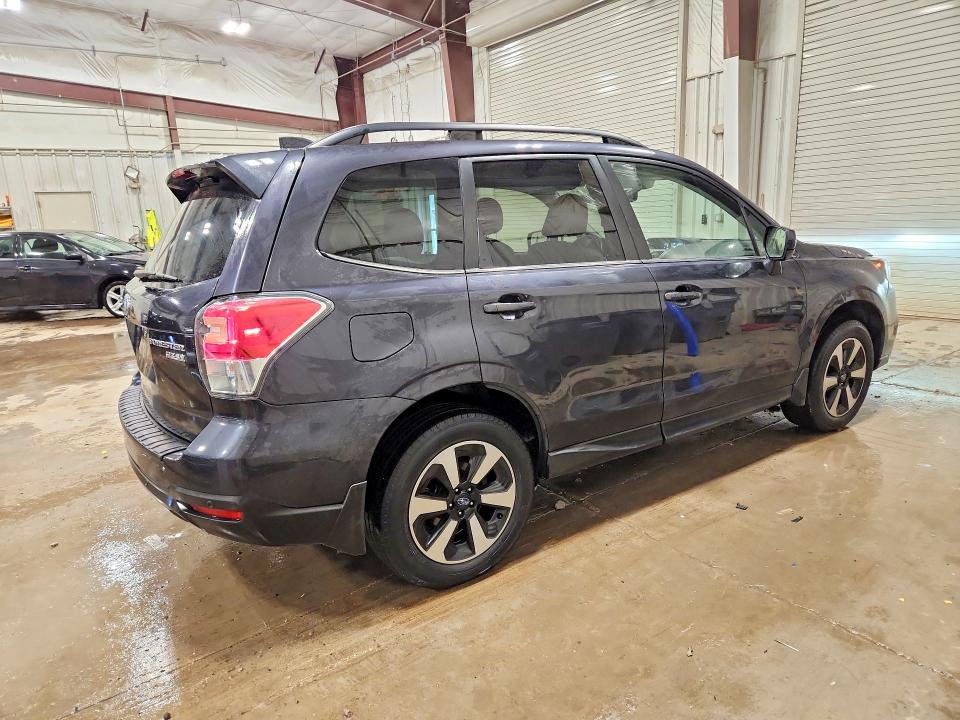 Продажа на аукционе авто 2017 Subaru Forester, vin: JF2SJARC0HH522134, номер лота: 51623616