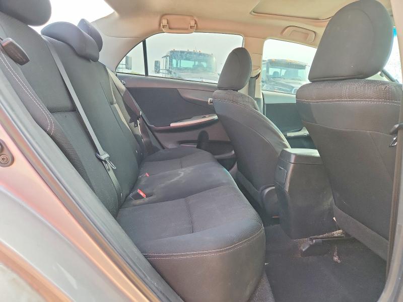 51883926 :رقم المزاد ، 2T1BU4EE6CC883847 vin ، 2012 Toyota Corolla مزاد بيع