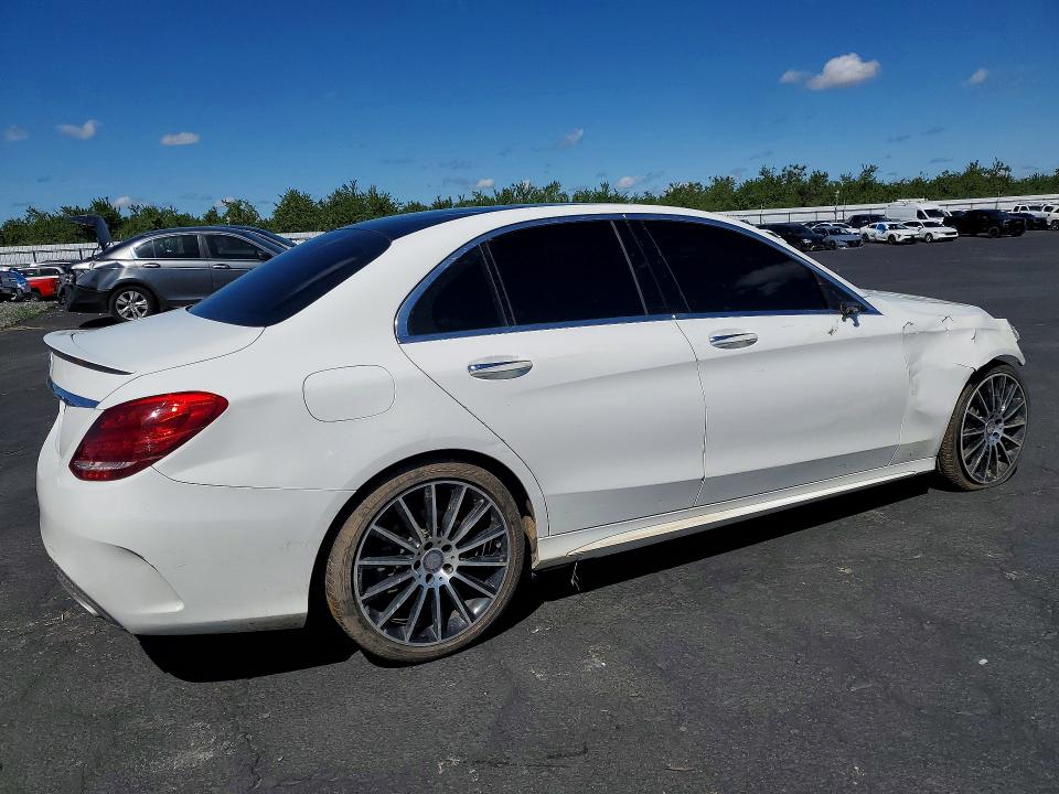 2016 Mercedes-benz C მანქანა იყიდება აუქციონზე, vin: 55SWF4JB8GU123670, აუქციონის ნომერი: 50361006