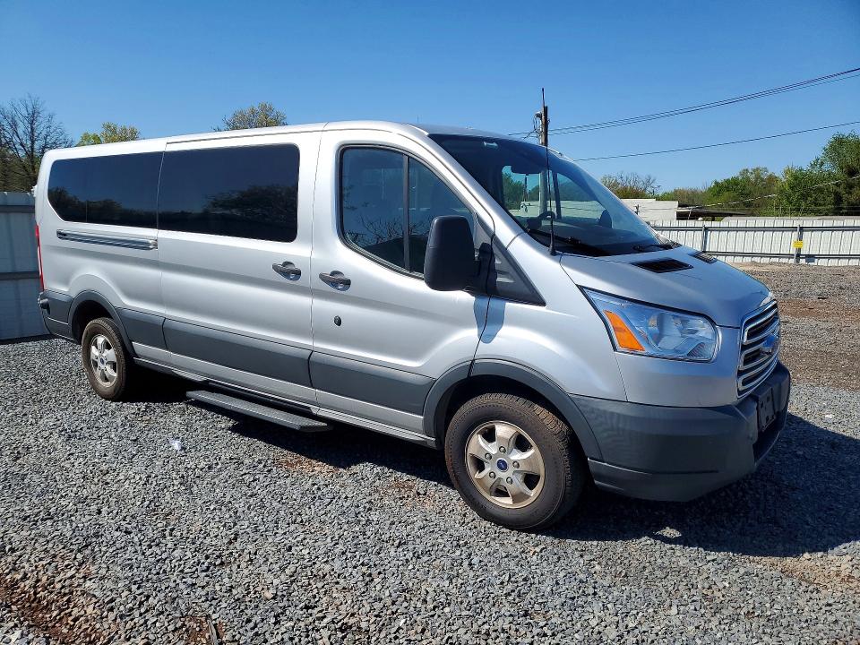 50370816 :رقم المزاد ، 1FBZX2YG1JKA47788 vin ، 2018 Ford Transit مزاد بيع