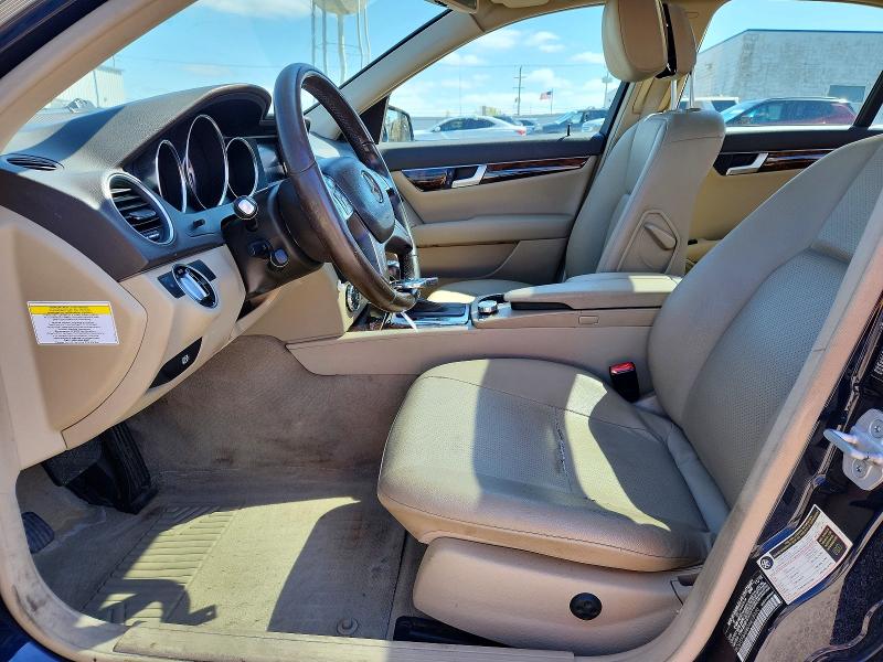 Продажа на аукционе авто 2013 Mercedes-benz C, vin: WDDGF8AB8DA818920, номер лота: 51646986
