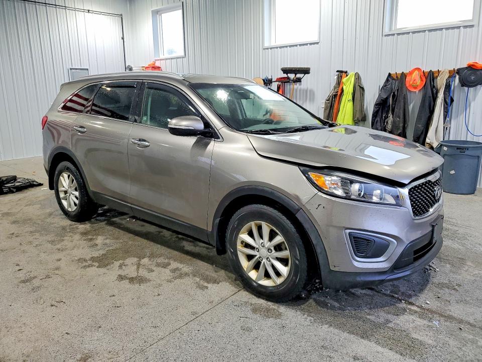 48105366 :رقم المزاد ، 5XYPG4A3XGG058762 vin ، 2016 Kia Sorento مزاد بيع