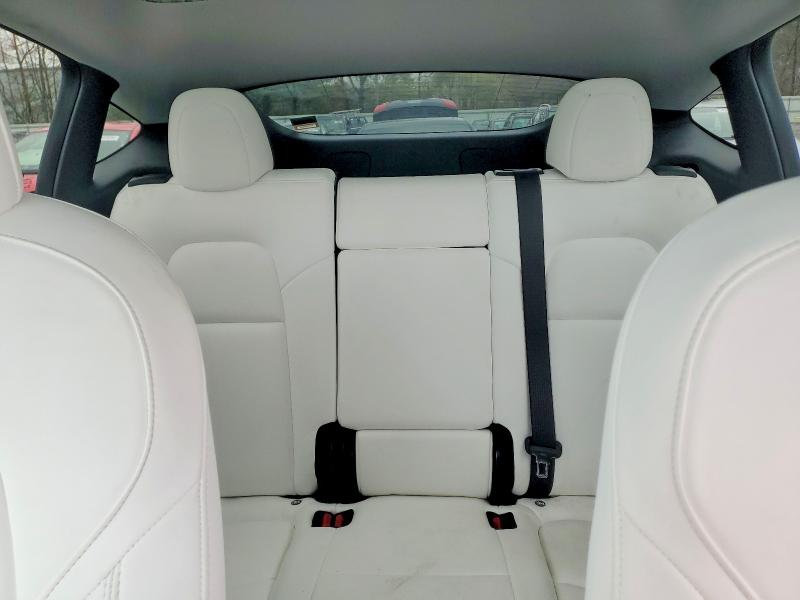 2020 Tesla Model Y მანქანა იყიდება აუქციონზე, vin: 5YJYGDEE3LF040458, აუქციონის ნომერი: 49373026