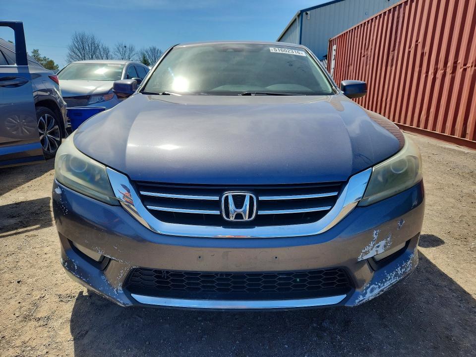 2015 Honda Accord მანქანა იყიდება აუქციონზე, vin: 1HGCR2F85FA801328, აუქციონის ნომერი: 51602316