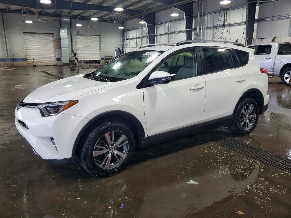 Продаж на аукціоні авто 2018 Toyota Rav4, vin: JTMRFREV4JJ746168, номер лоту: 50500336