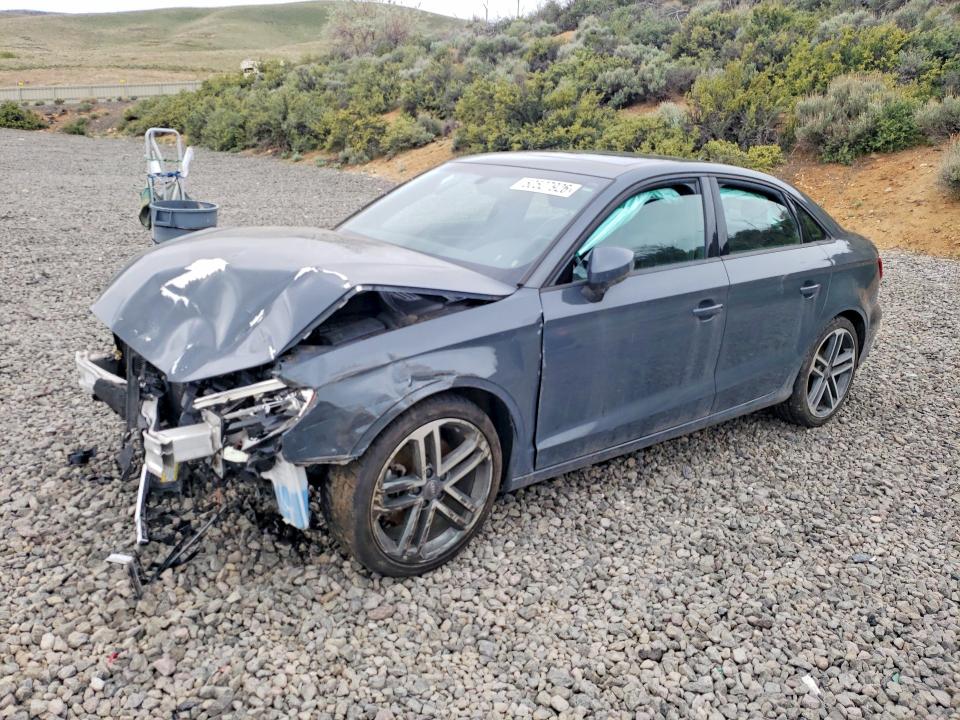 Продажа на аукционе авто 2018 Audi A3, vin: WAUB8GFF1J1026251, номер лота: 50527926