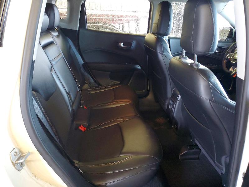 49638076 :رقم المزاد ، 3C4NJDBB2JT349822 vin ، 2018 Jeep Compass مزاد بيع