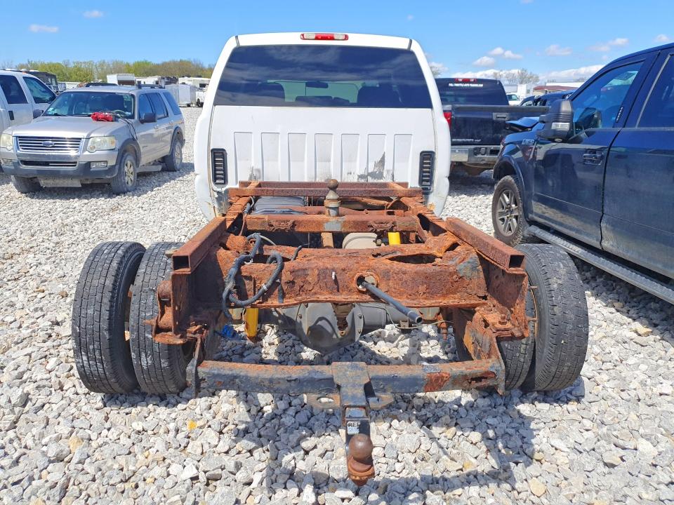 2003 Chevrolet Silverado მანქანა იყიდება აუქციონზე, vin: 1GCJK33G23F106122, აუქციონის ნომერი: 52045606