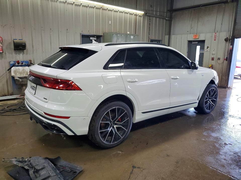 49629176 :رقم المزاد ، WA1EVAF16KD027464 vin ، 2019 Audi Q8 مزاد بيع
