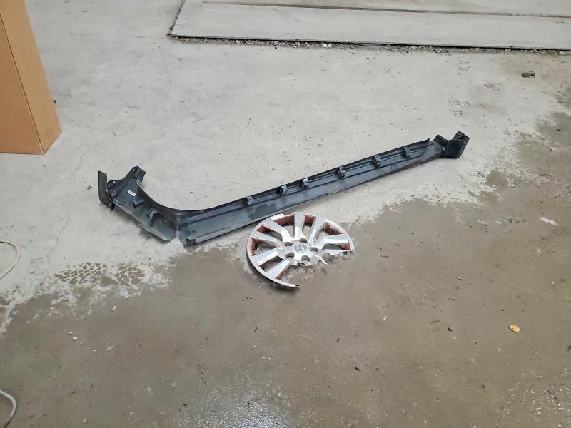 2015 Nissan Altima მანქანა იყიდება აუქციონზე, vin: 1N4AL3AP8FC581253, აუქციონის ნომერი: 48473326