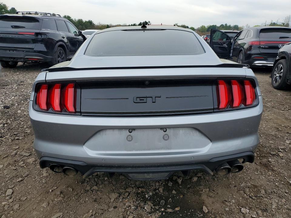 49290906 :رقم المزاد ، 1FA6P8CF6M5144526 vin ، 2021 Ford Mustang مزاد بيع