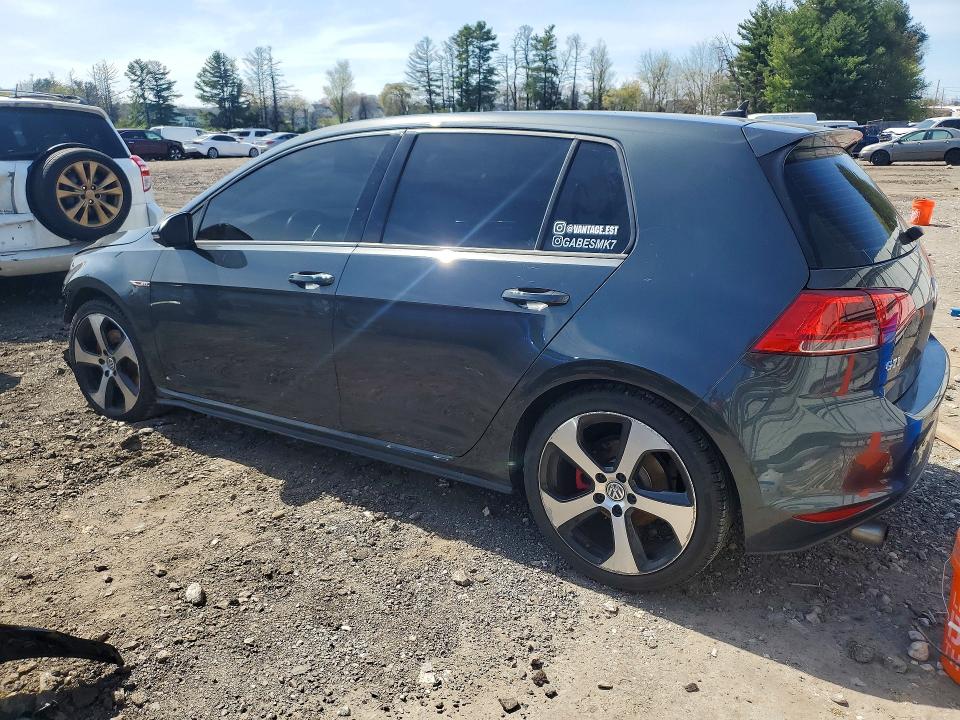 Продажа на аукционе авто 2015 Volkswagen Gti, vin: 3VW4T7AU5FM007869, номер лота: 49477486