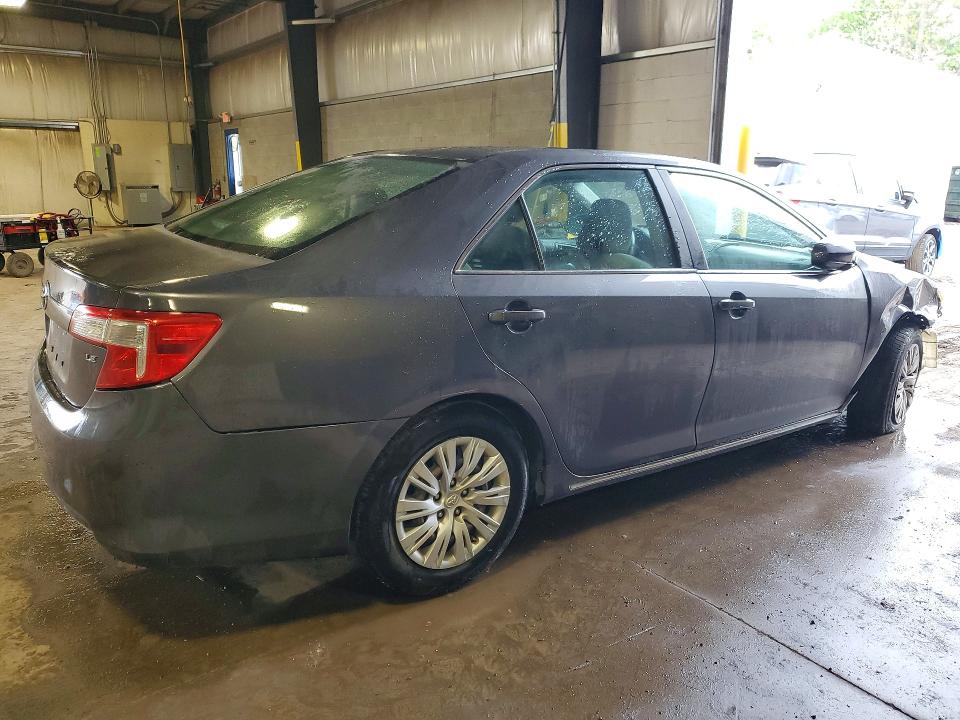 49491356 :رقم المزاد ، 4T4BF1FK8CR189663 vin ، 2012 Toyota Camry مزاد بيع