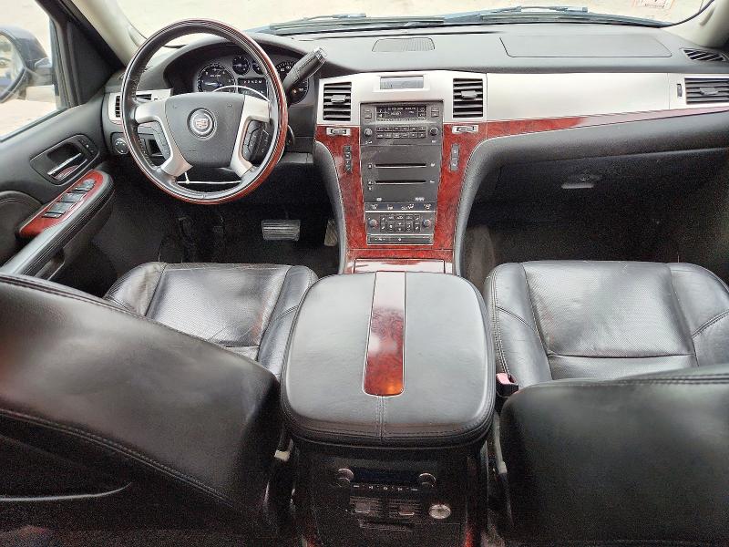 2007 Cadillac Escalade მანქანა იყიდება აუქციონზე, vin: 3GYFK62867G315296, აუქციონის ნომერი: 48896886