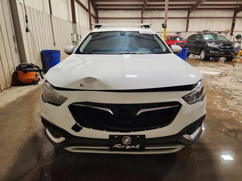 2018 Buick Regal Tourx მანქანა იყიდება აუქციონზე, vin: W04GU8SX7J1160684, აუქციონის ნომერი: 51436726