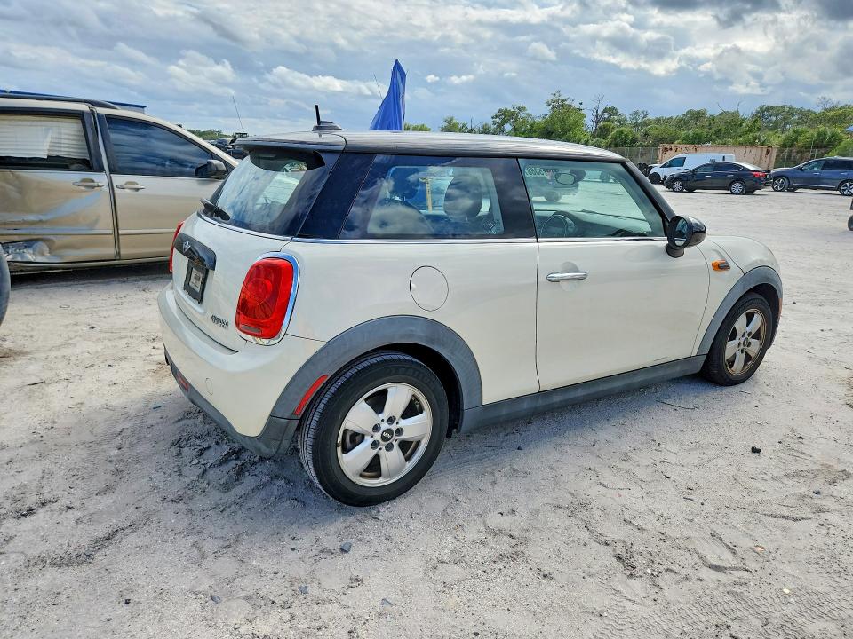 Aukcja sprzedaży 2016 Mini Cooper, vin: WMWXP5C58G3B76544, numer aukcji: 50687416