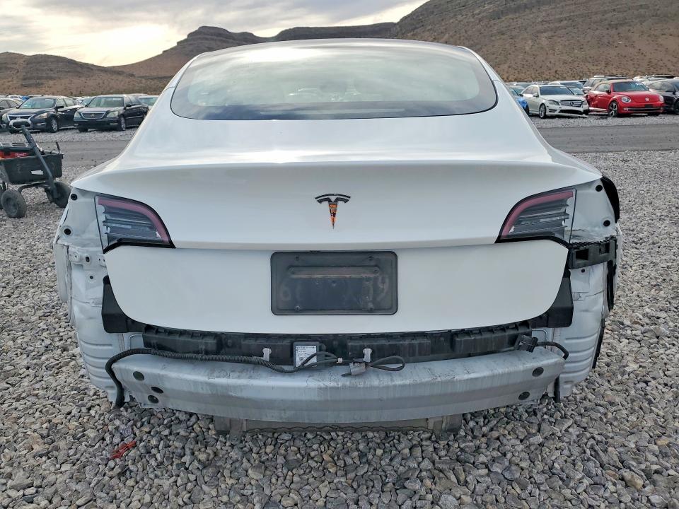 Продажа на аукционе авто 2023 Tesla Model 3, vin: 5YJ3E1EAXPF573862, номер лота: 49030146