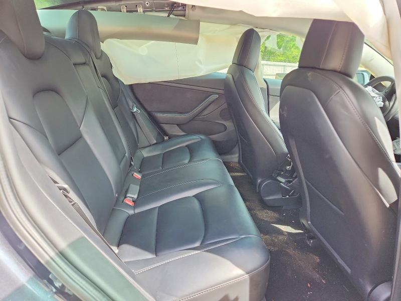 48608126 :رقم المزاد ، 5YJ3E1EB4NF111495 vin ، 2022 Tesla Model 3 مزاد بيع