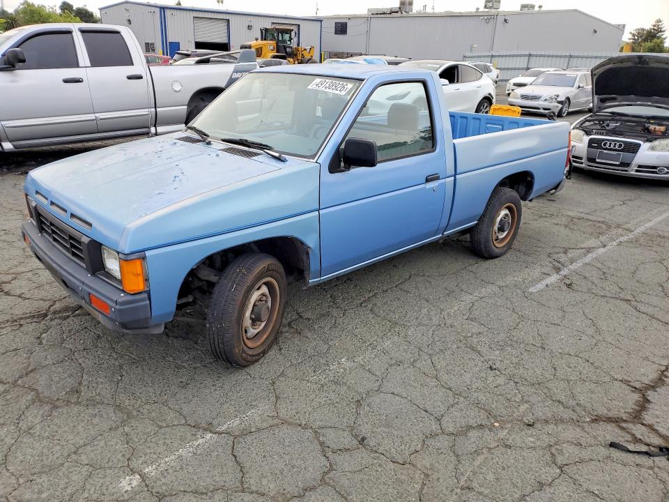 49138926 :رقم المزاد ، 1N6ND11S4JC325392 vin ، 1988 Nissan Truck مزاد بيع