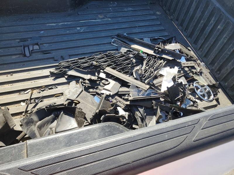 Продажа на аукционе авто 2015 Toyota Tacoma, vin: 5TFJU4GN1FX078997, номер лота: 50059696