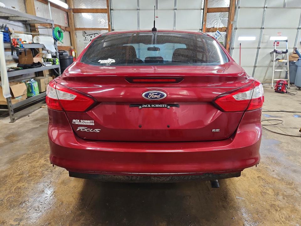 50165986 :رقم المزاد ، 1FADP3F2XEL334281 vin ، 2014 Ford Focus مزاد بيع