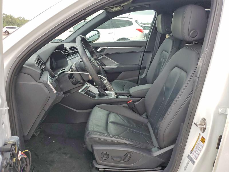 2020 Audi Q3 მანქანა იყიდება აუქციონზე, vin: WA1AECF3XL1038112, აუქციონის ნომერი: 49386426