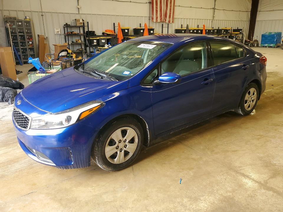 2017 Kia Forte მანქანა იყიდება აუქციონზე, vin: 3KPFK4A71HE012412, აუქციონის ნომერი: 50258356