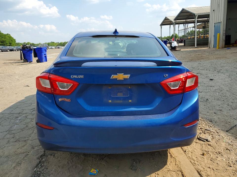 2017 Chevrolet Cruze მანქანა იყიდება აუქციონზე, vin: 1G1BE5SM4H7216307, აუქციონის ნომერი: 51247856