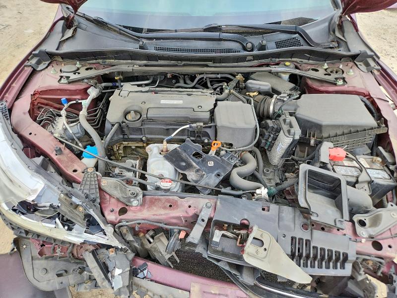 50827016 :رقم المزاد ، 1HGCR2F55HA041622 vin ، 2017 Honda Accord مزاد بيع