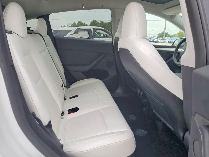 2024 Tesla Model Y მანქანა იყიდება აუქციონზე, vin: 7SAYGDEF1RA275099, აუქციონის ნომერი: 48695466