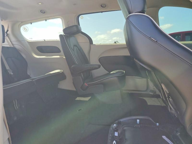Продаж на аукціоні авто 2023 Chrysler Pacifica, vin: 2C4RC1GG5PR506169, номер лоту: 48331856