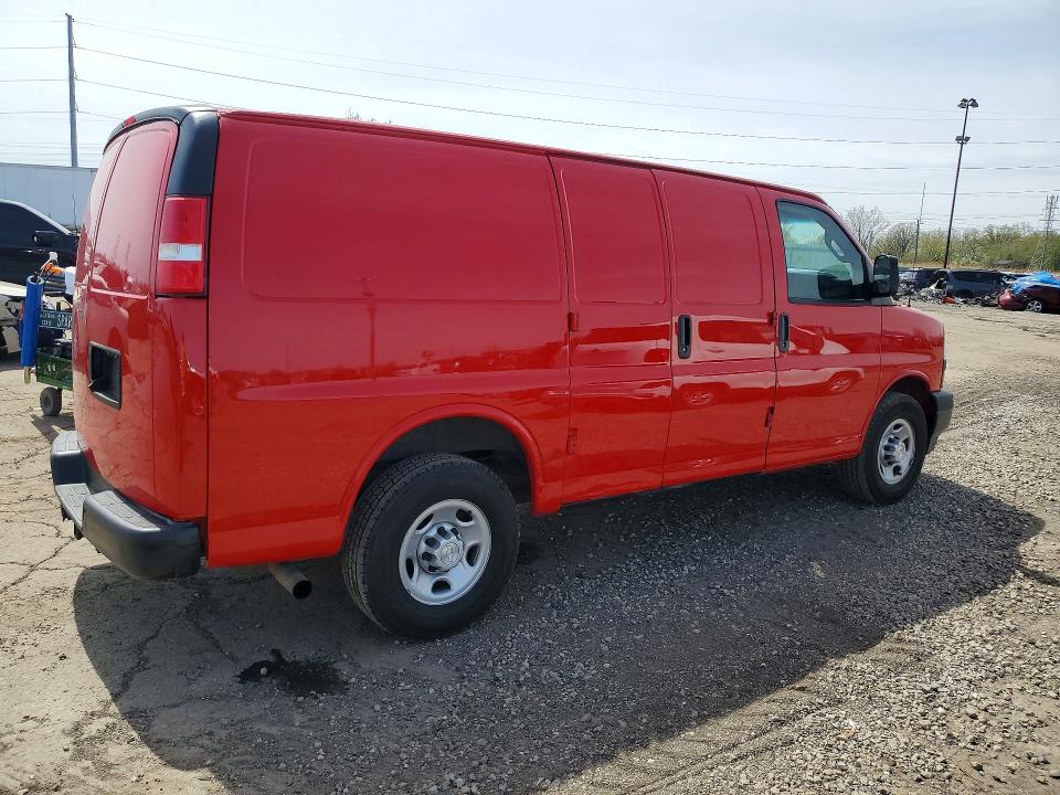 51189276 :رقم المزاد ، 1GCWGAFP0J1239950 vin ، 2018 Chev Express G2500 مزاد بيع
