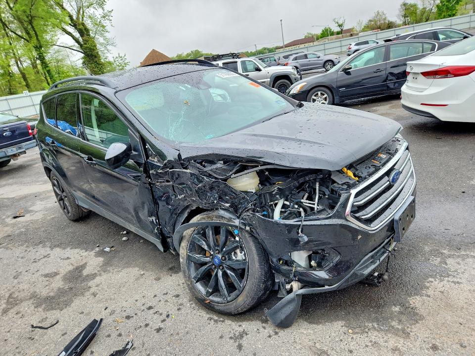 2018 Ford Escape მანქანა იყიდება აუქციონზე, vin: 1FMCU9GD2JUB34450, აუქციონის ნომერი: 51769006