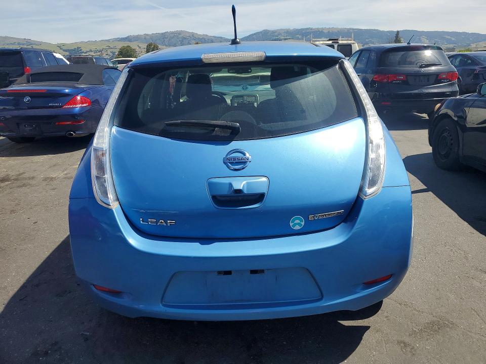 49943126 :رقم المزاد ، 1N4AZ0CP4EC334305 vin ، 2014 Nissan Leaf مزاد بيع