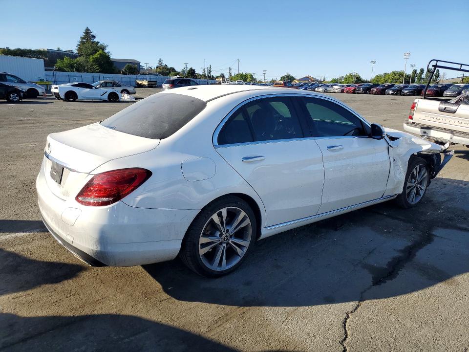 Продажа на аукционе авто 2018 Mercedes-benz C, vin: 55SWF4HB9JU261649, номер лота: 50127886