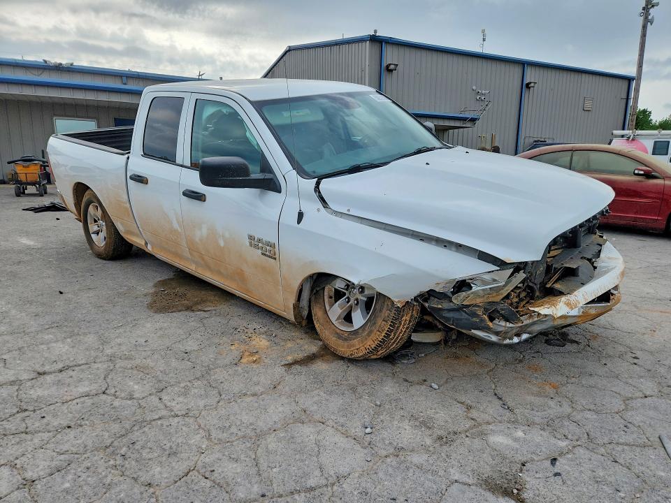 50932896 :رقم المزاد ، 1C6RR6FG2KS598532 vin ، 2019 Ram 1500 Classic مزاد بيع