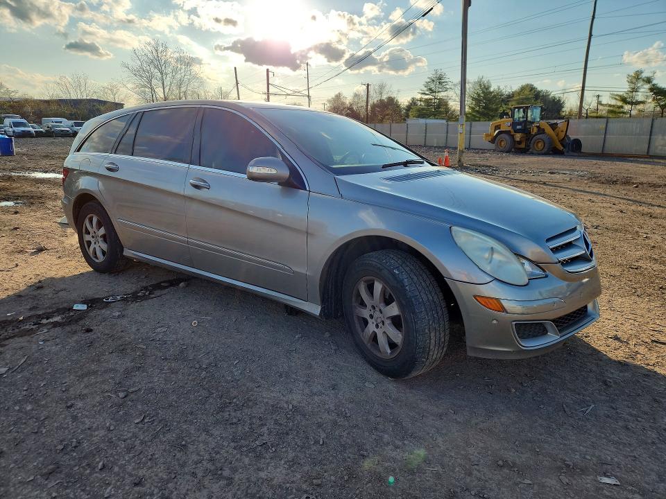 49073426 :رقم المزاد ، 4JGCB65E67A040811 vin ، 2007 Mercedes-benz R مزاد بيع