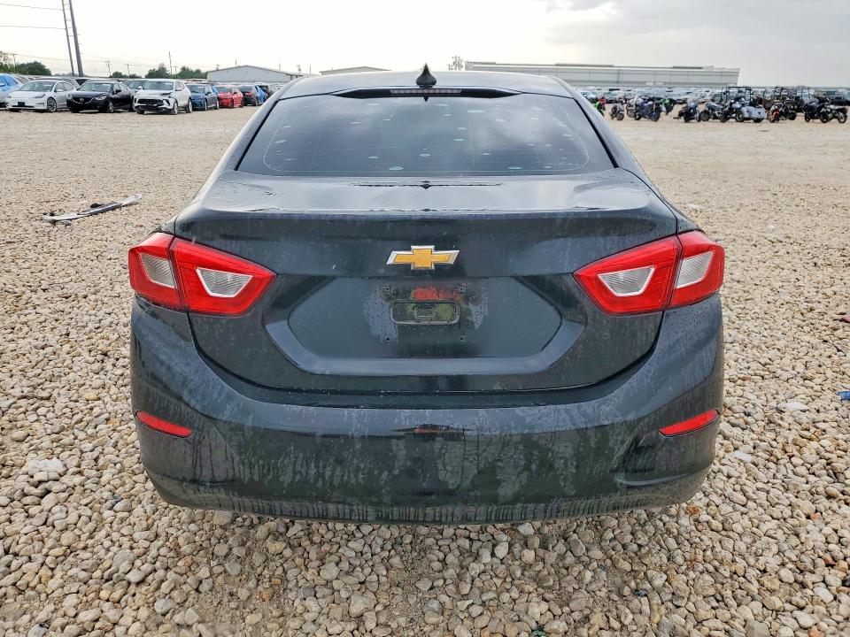50675006 :رقم المزاد ، 1G1BC5SMXK7102907 vin ، 2019 Chevrolet Cruze مزاد بيع