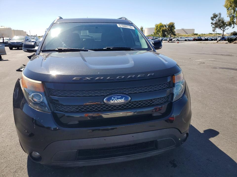 Продажа на аукционе авто 2015 Ford Explorer, vin: 1FM5K8GT5FGA55120, номер лота: 51880716