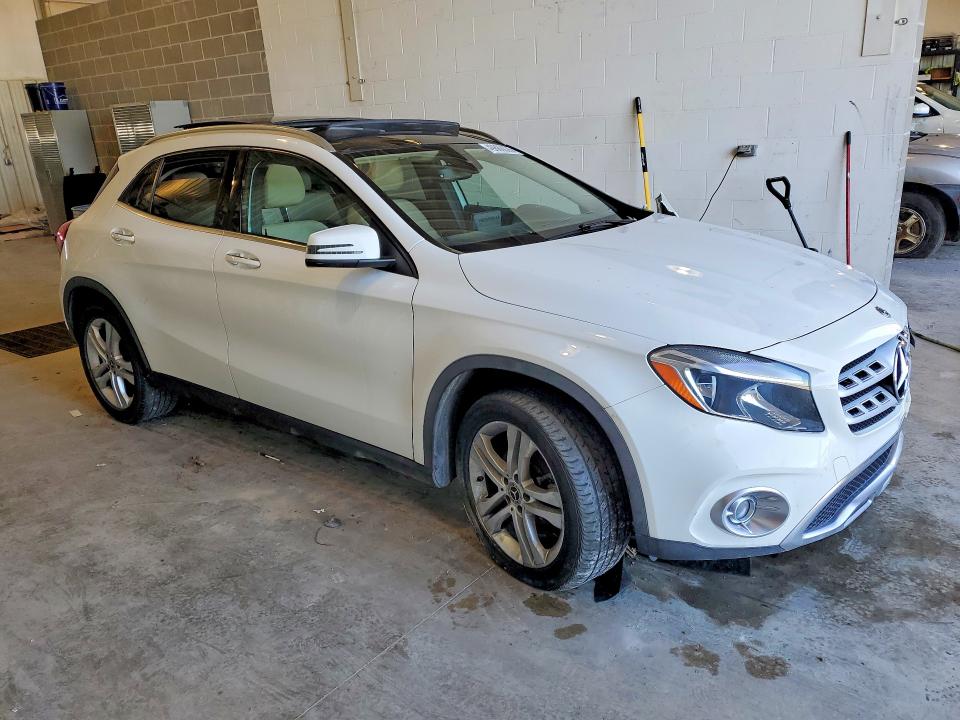 2019 Mercedes-benz Gla მანქანა იყიდება აუქციონზე, vin: WDCTG4GB8KU013978, აუქციონის ნომერი: 49886026
