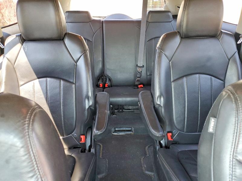 49273036 :رقم المزاد ، 5GAKRBKD9FJ127814 vin ، 2015 Buick Enclave مزاد بيع