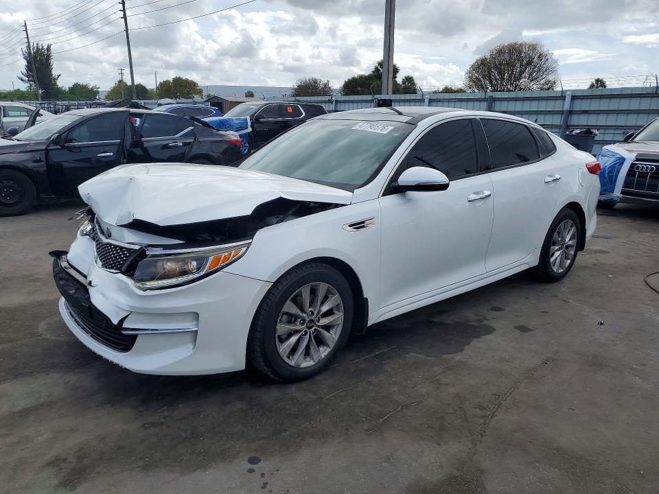 Продажа на аукционе авто 2018 Kia Optima, vin: 5XXGU4L3XJG204871, номер лота: 48335146