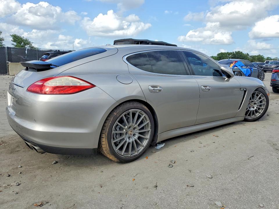 49302676 :رقم المزاد ، WP0AD2A78CL045531 vin ، 2012 Porsche Panamera مزاد بيع