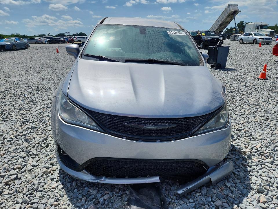 Продаж на аукціоні авто 2020 Chrysler Pacifica, vin: 2C4RC1FG8LR120079, номер лоту: 52124156