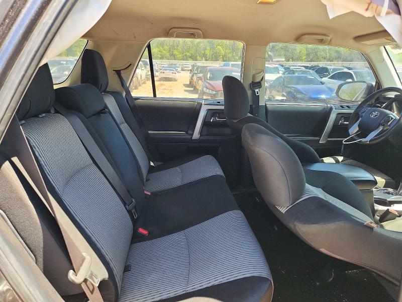 48956546 :رقم المزاد ، JTEMU5JR8M5909401 vin ، 2021 Toyota 4runner مزاد بيع