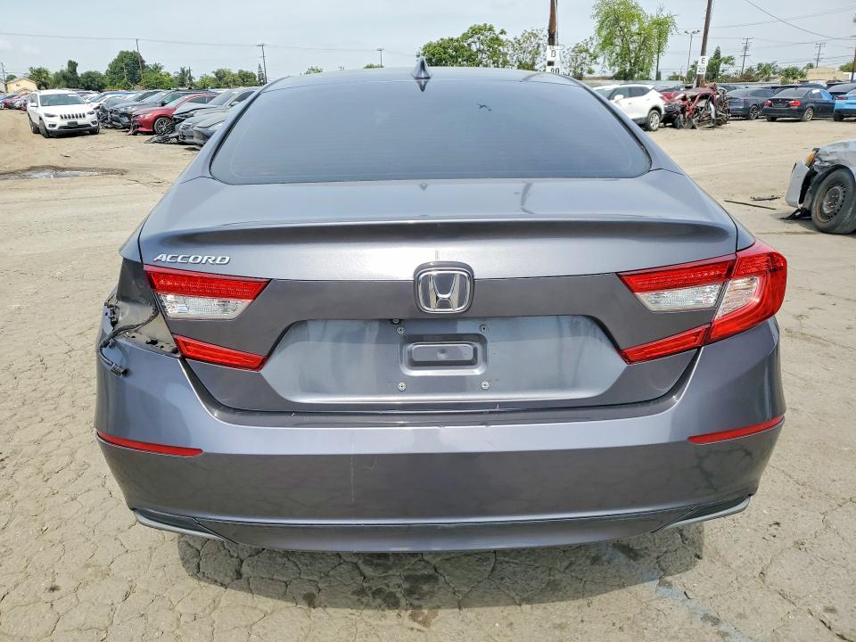 Продажа на аукционе авто 2018 Honda Accord, vin: 1HGCV1F47JA073880, номер лота: 50336956