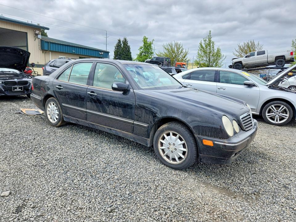 Продажа на аукционе авто 2000 Mercedes-benz E, vin: WDBJF82J3YX039044, номер лота: 50684676