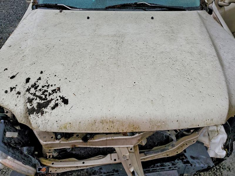 49137236 :رقم المزاد ، JHLRD1871YC031418 vin ، 2000 Honda Cr-v مزاد بيع